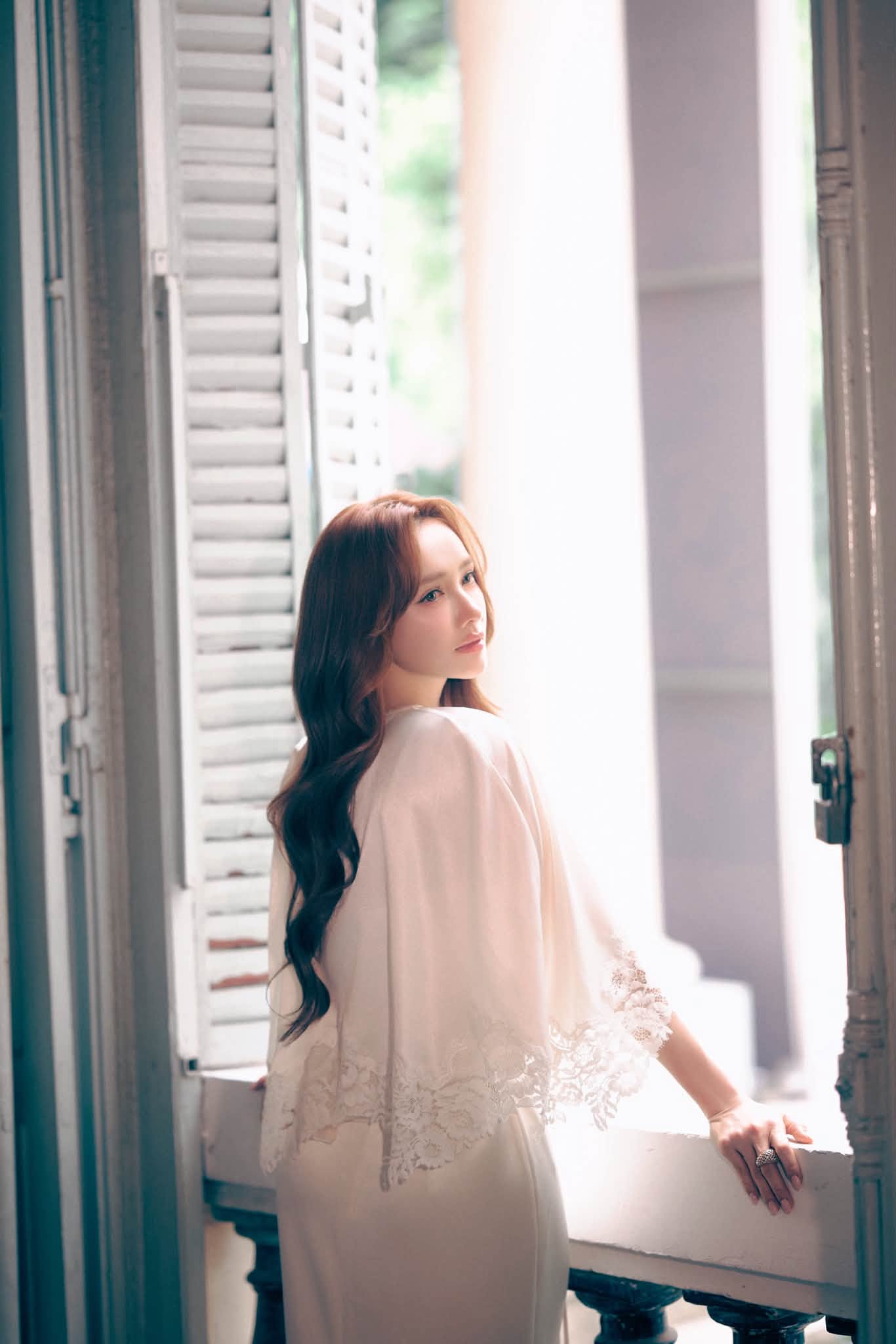 Nhã Phương lộ nghi vấn đi Huế cùng chị gái giữa lúc Trường Giang giữ im lặng