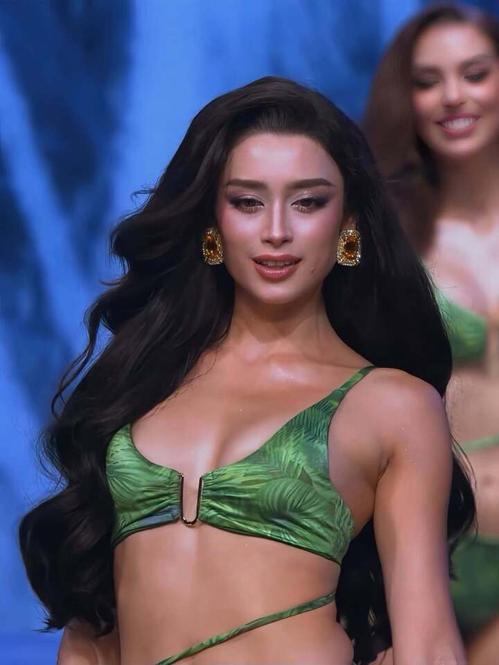 Emoura Phạm ghi dấu ấn với danh hiệu Á hậu 4 Miss Grand International 2026