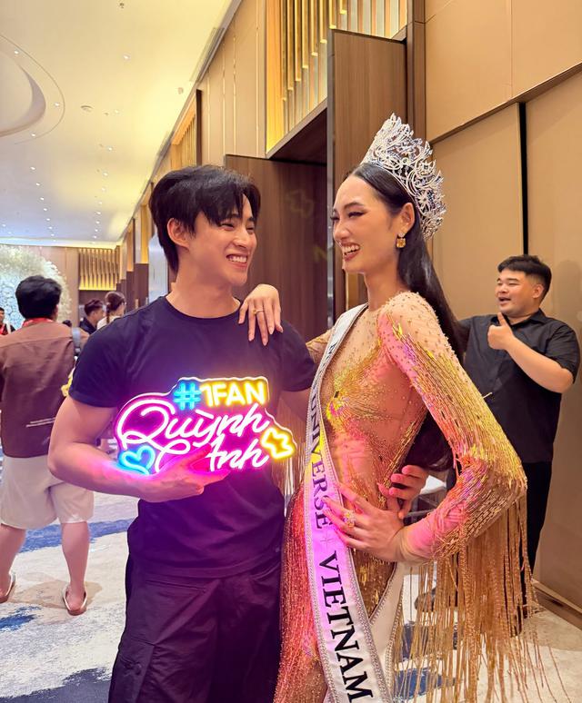 Neyun - bạn trai Hoa hậu Quỳnh Anh: Từ TikToker Người Nhện đến hành trình bước vào làng thời trang