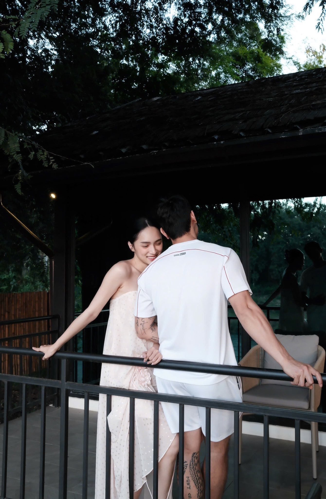 Rộ nghi vấn Hương Giang và bạn trai rạn nứt sau loạt động thái né tránh chạm mặt