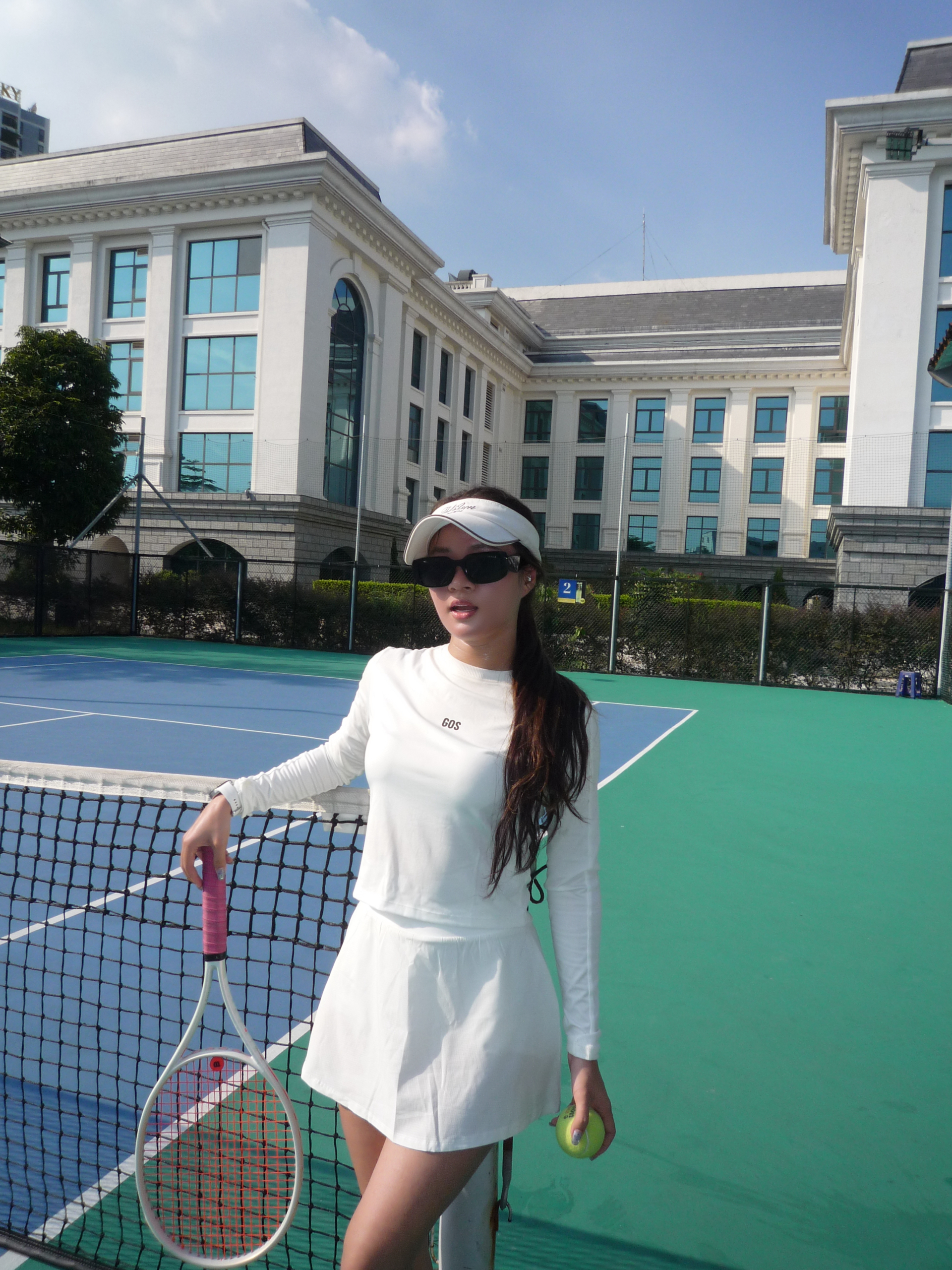 Giữa làn sóng pickleball, tennis vẫn giữ sức hút nhờ vẻ thanh lịch và chiều sâu