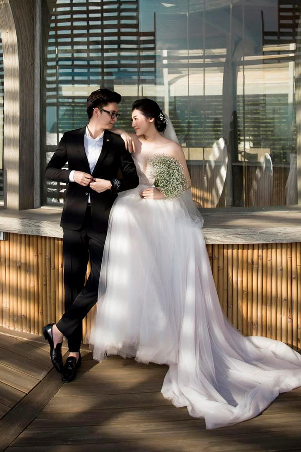Cuộc sống hiện tại của Á hậu Tú Anh trong biệt thự ven sông triệu đô ở Hà Nội